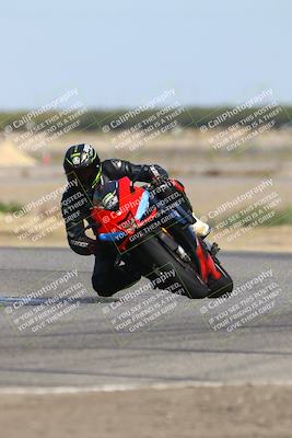 media/Oct-06-2025-2WTD (Mon) [[90522c3a0b]]/B Group/1020am (Sweeper)/